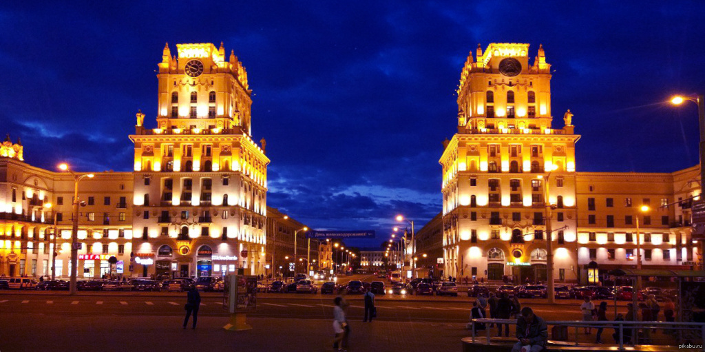 Архитектурный комплекс на Привокзальной площади в Минске Ворота Минска
